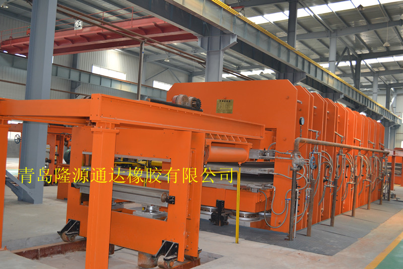 大型平板硫化機(jī)