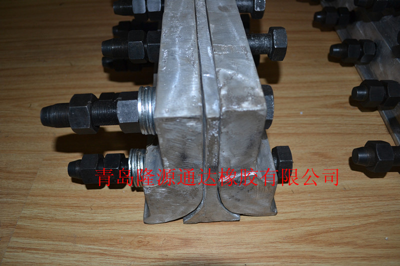 標(biāo)準(zhǔn)的鋼絲繩接頭裝置